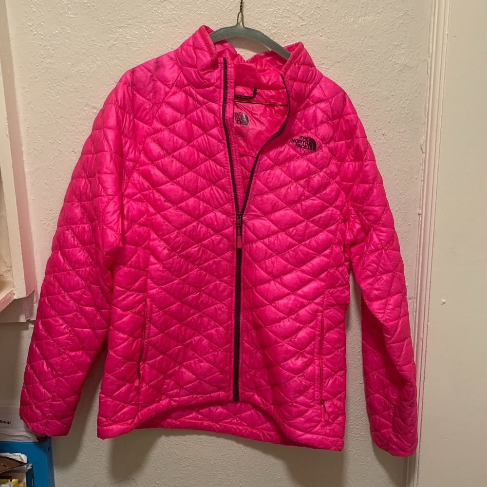 The North Face Thermo Jacket Hot Pink
